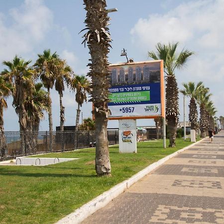 בת ים Apartments4You Leonardo 17 מראה חיצוני תמונה