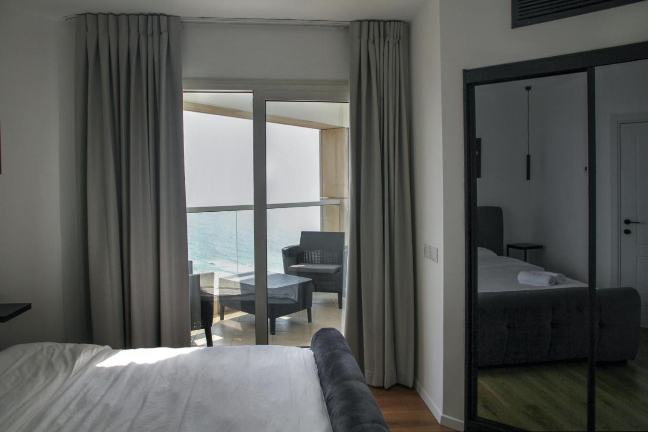 בת ים Apartments4You Leonardo 17 מראה חיצוני תמונה