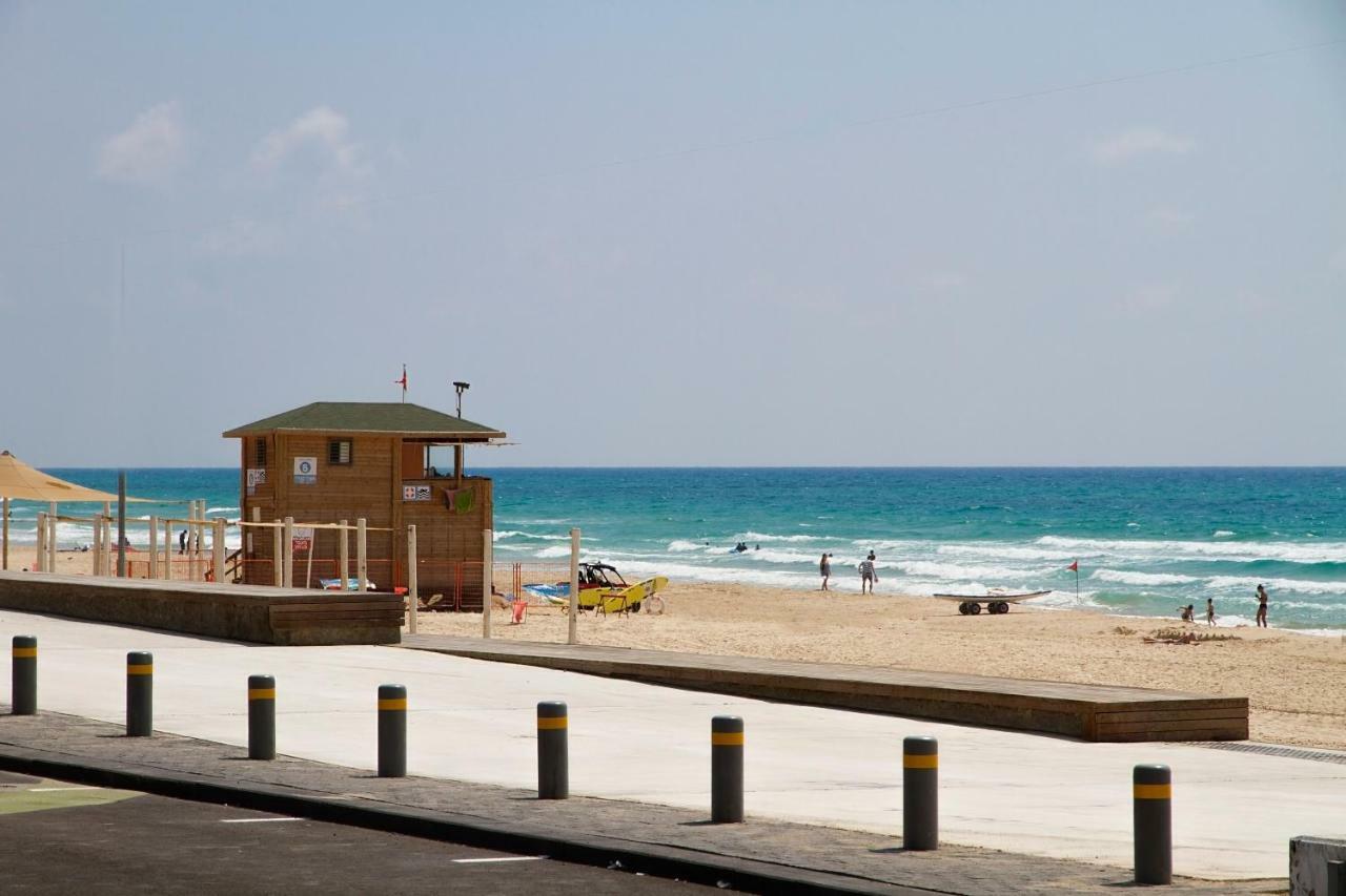 בת ים Apartments4You Leonardo 17 מראה חיצוני תמונה